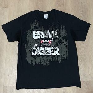 Vintage Grave Digger Black Graphic T-Shirt